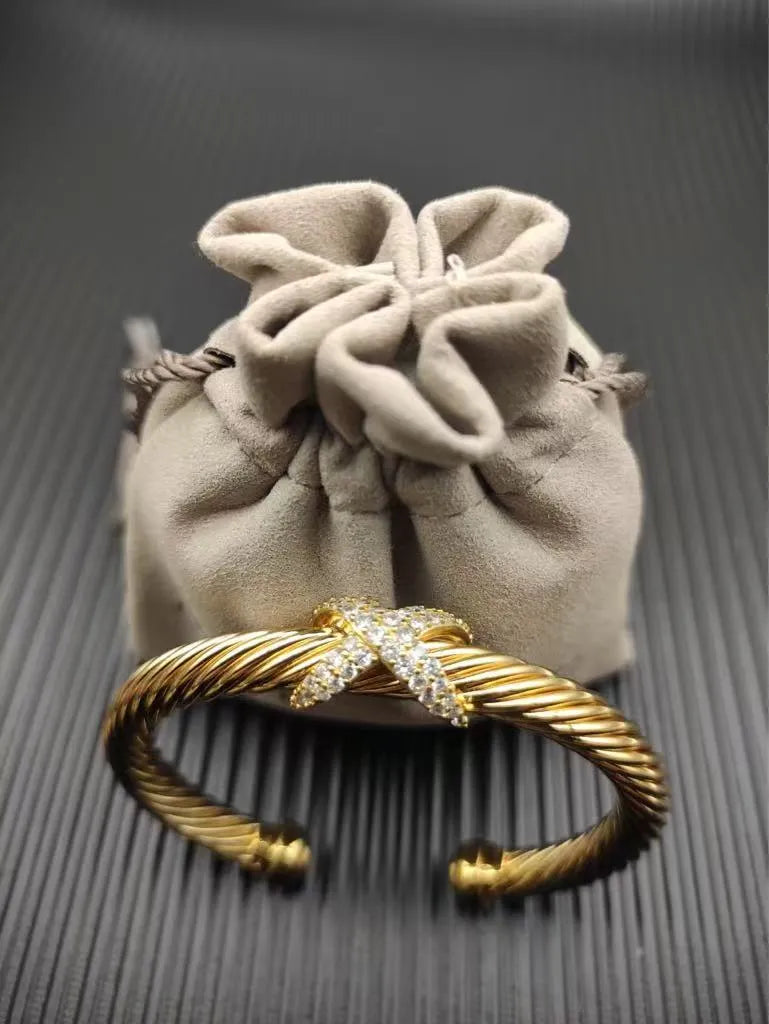 X Classic Cable Station Bracelet in Sterling gold with Diamonds�?mm - Image 5