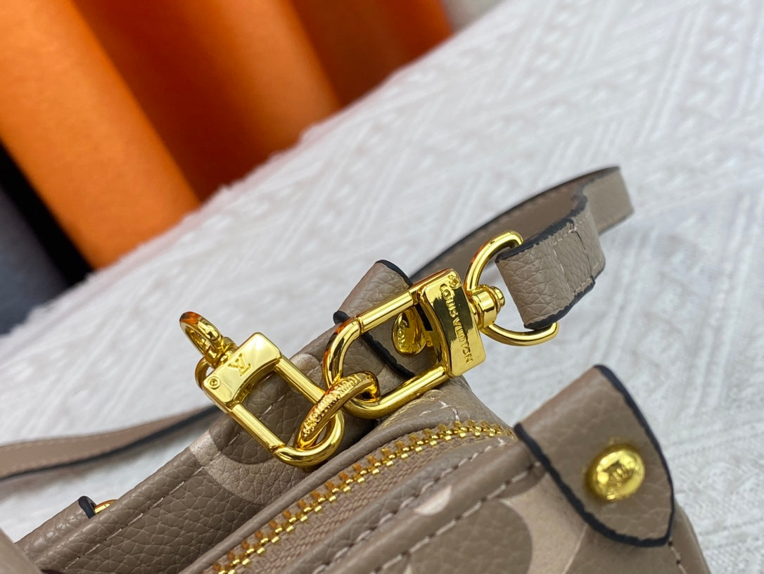 Louis Vuitton OnTheGo East West M23641 - Image 18