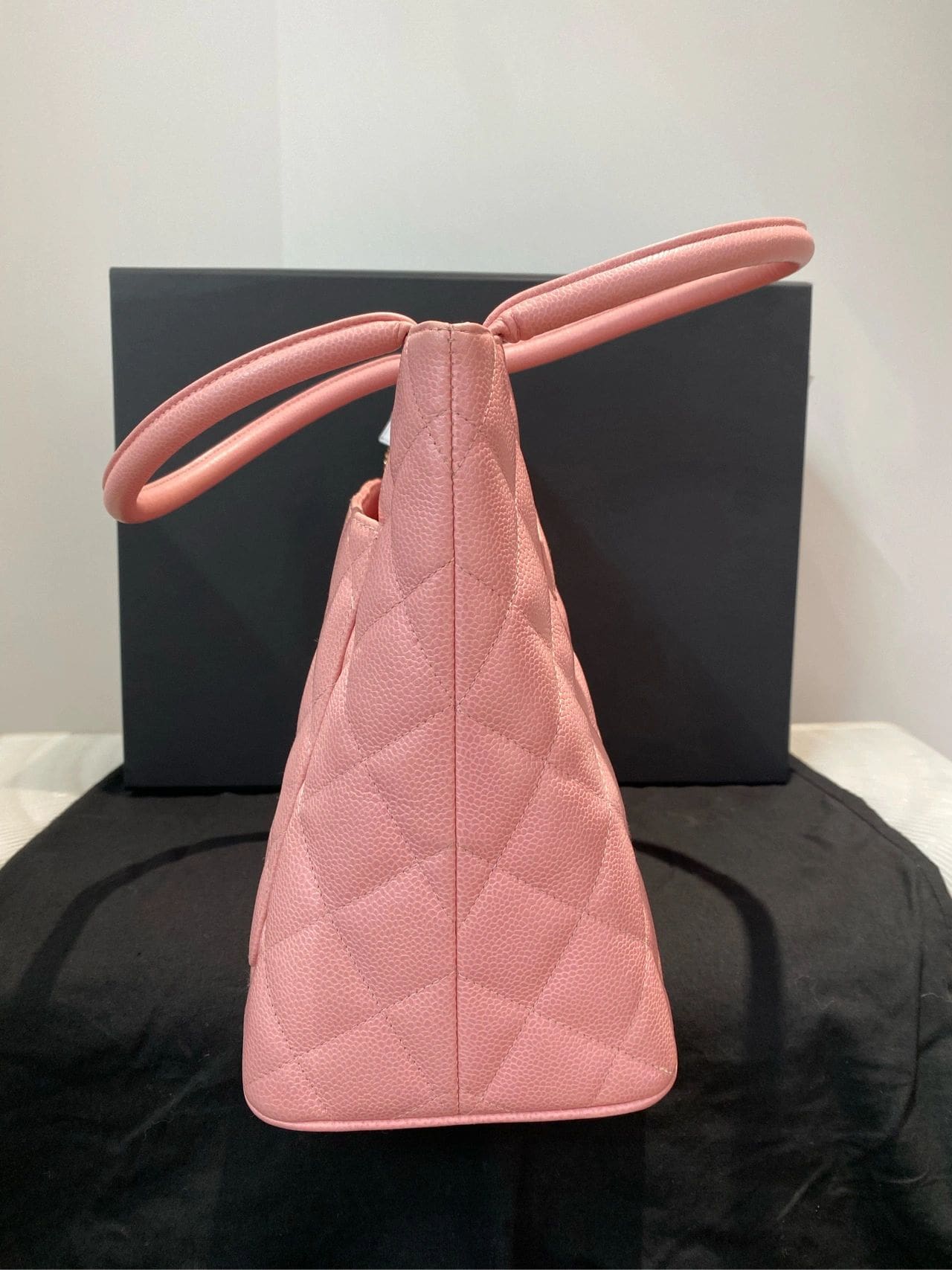 CHANEL Medallion Tote Bag Pink - Image 14