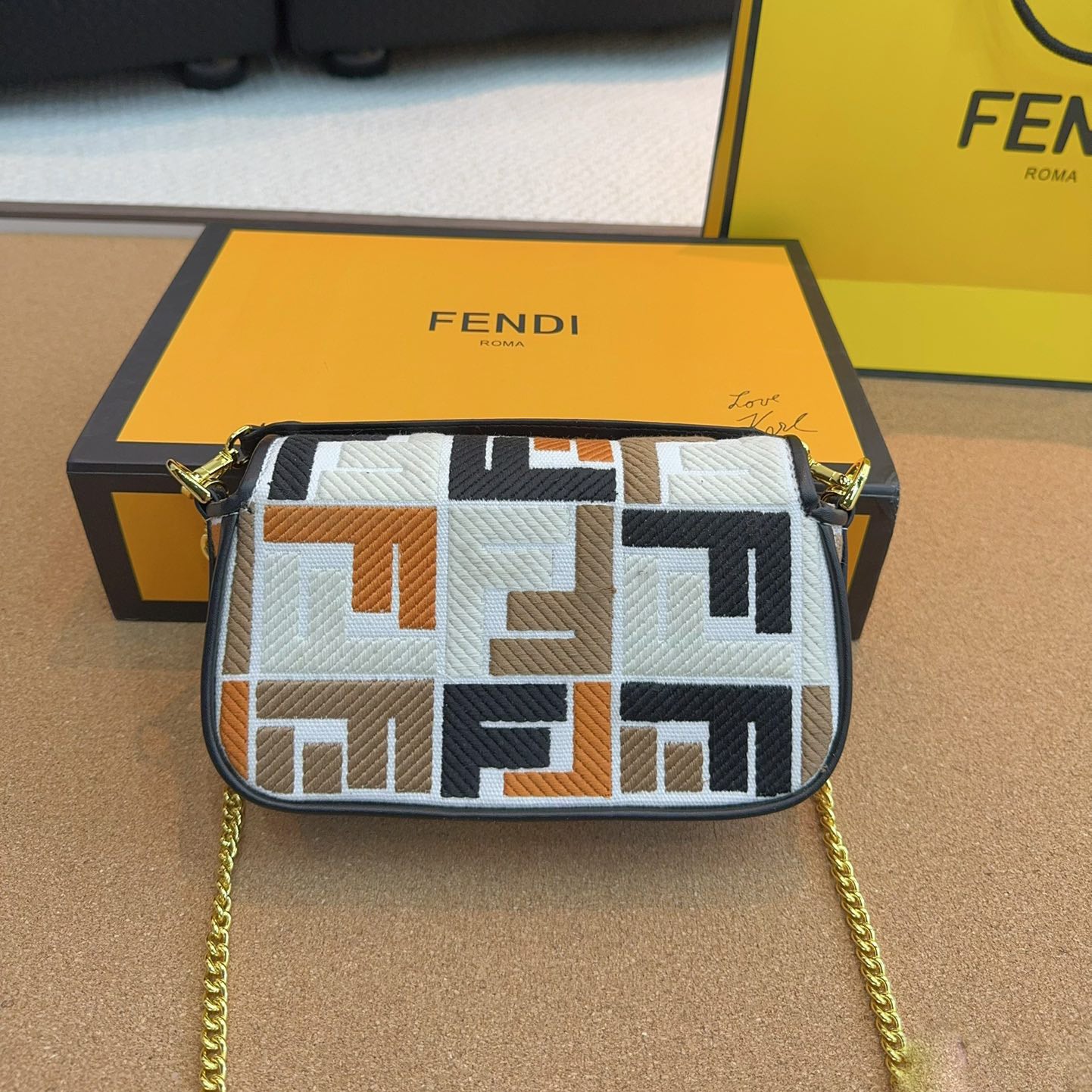 Fendi Baguette Mini - Image 3