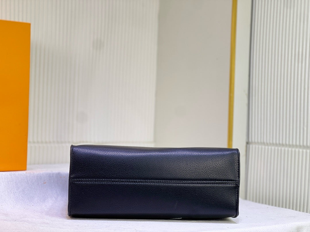 Louis Vuitton M24834 OnTheGo MM - Image 5