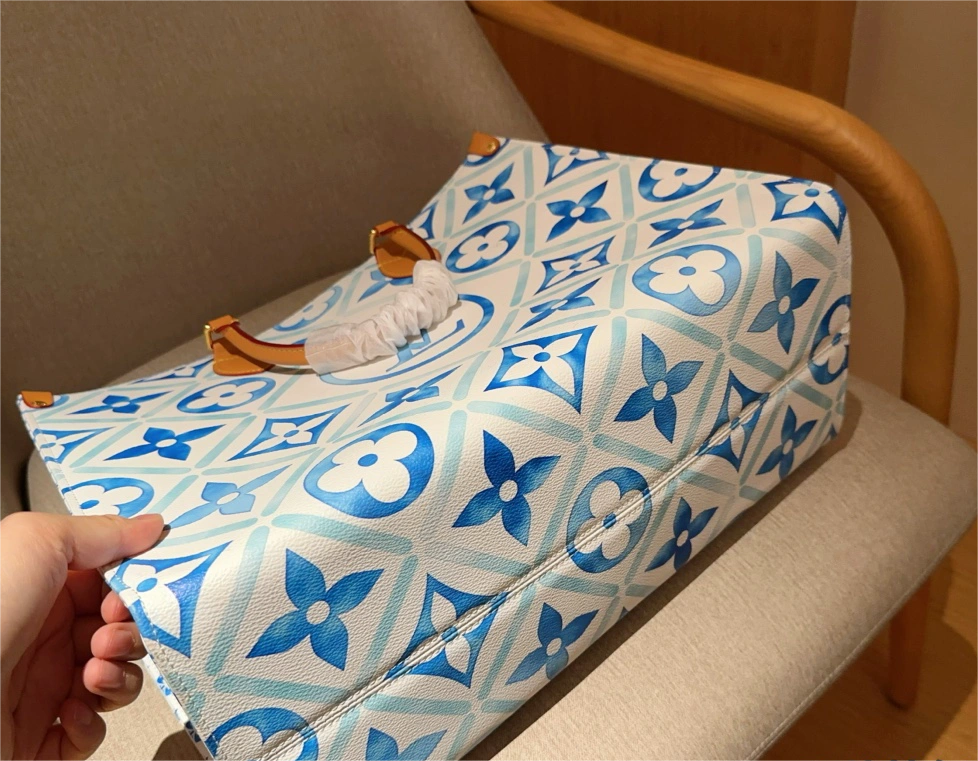 Louis Vuitton M11262 OnTheGo MM - Image 9