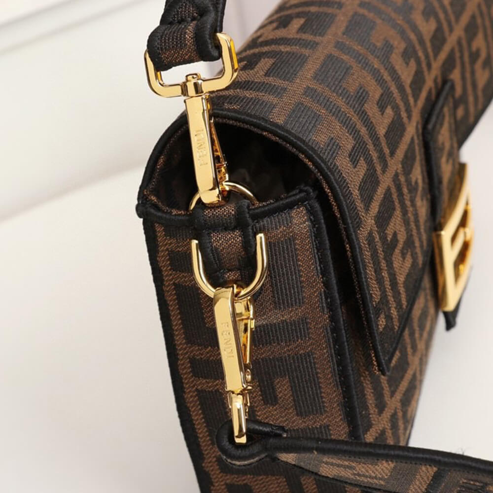 Fendi Baguette - Image 12
