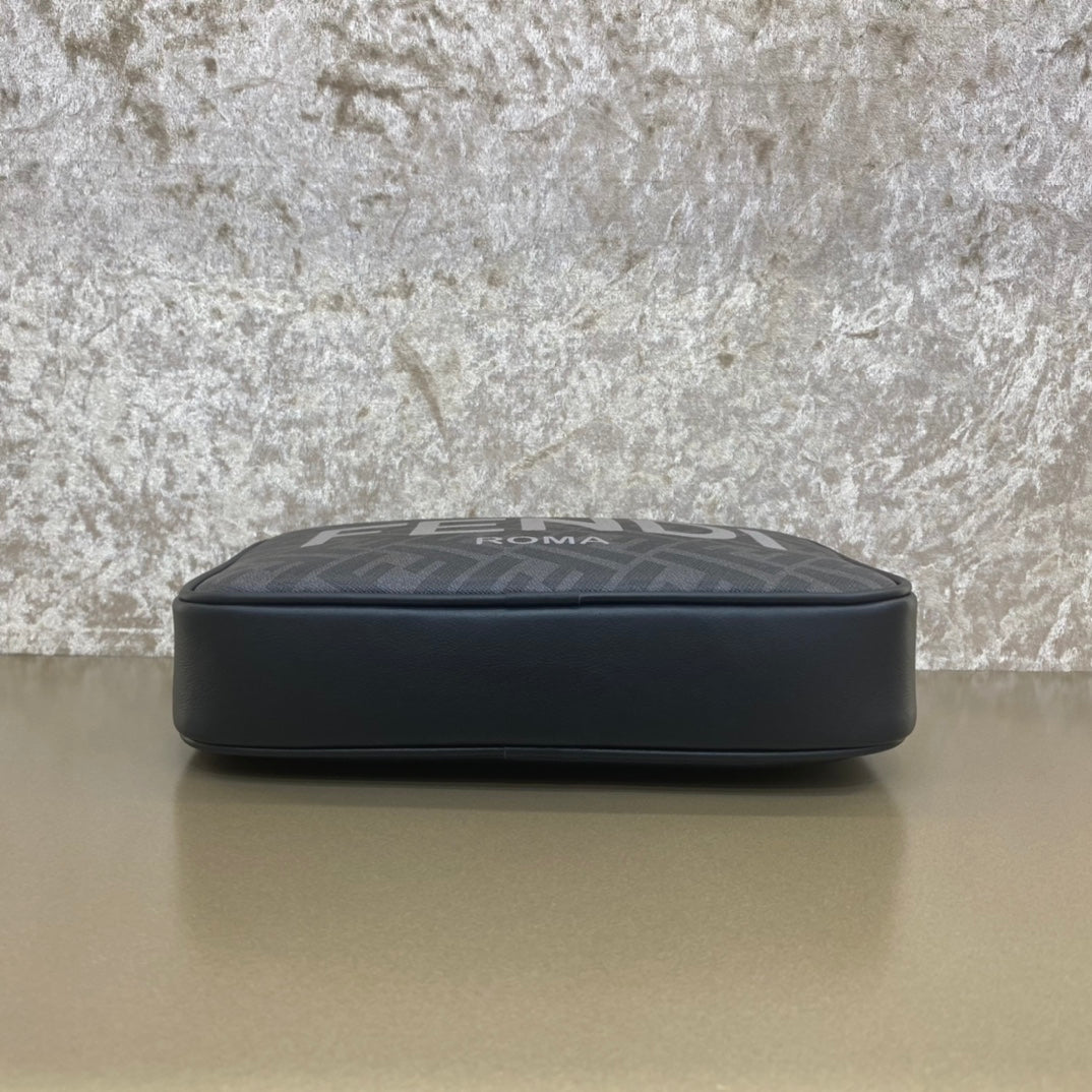 Fendi Camera case Bag - Image 5