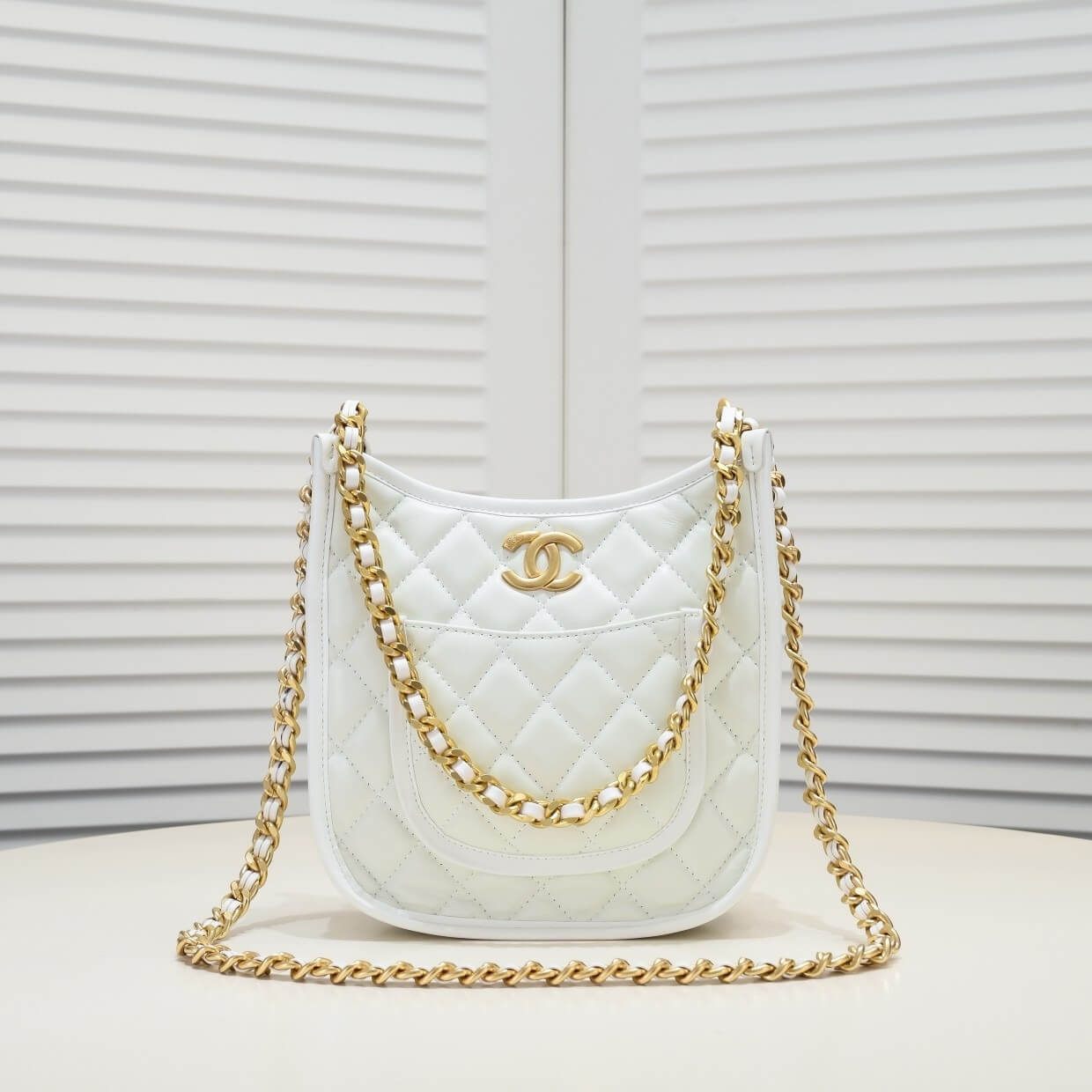Chanel HOBO HANDBAG - Image 9