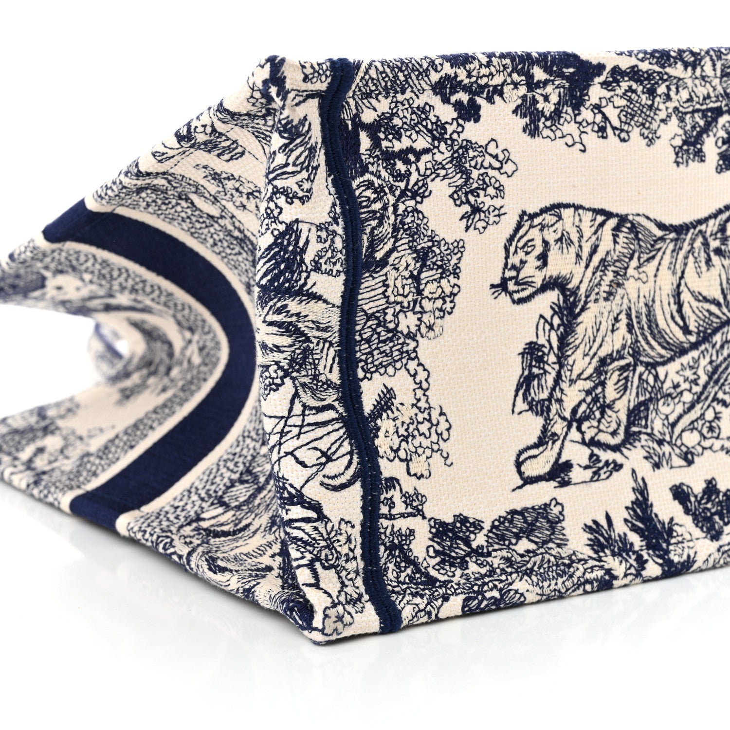 Canvas Embroidered Medium Dioriviera Toile De Jouy Reverse Book Tote Blue - Image 8