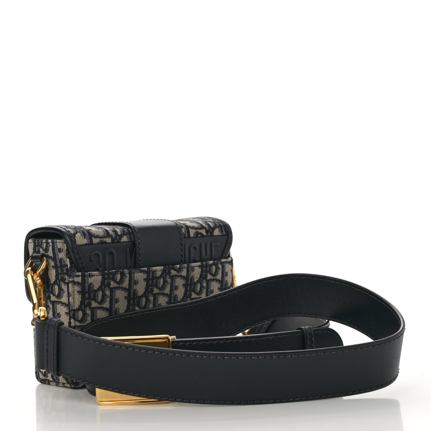 Oblique 30 Montaigne Box Bag Blue - Image 3