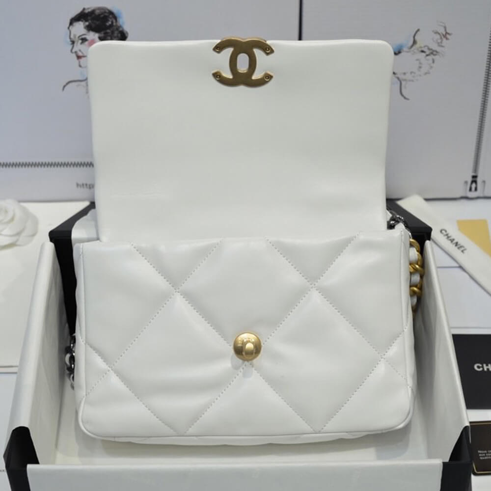 Chanel 19 Handbag AS1160 - Image 13