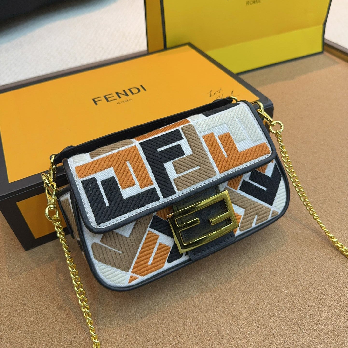 Fendi Baguette Mini - Image 2