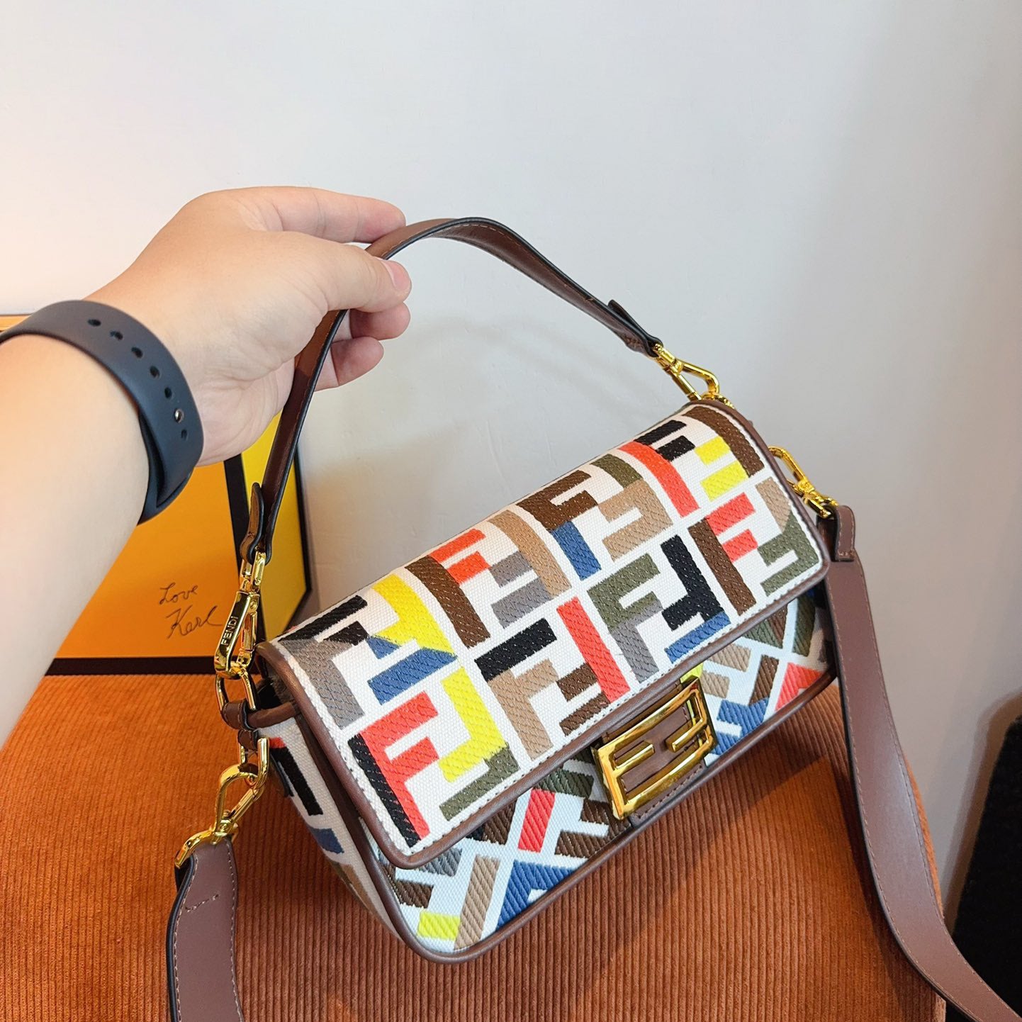 Fendi Baguette Medium - Image 2
