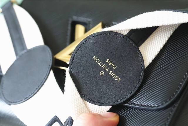 Louis Vuitton M24765 TWIST Medium Handbag - Image 20