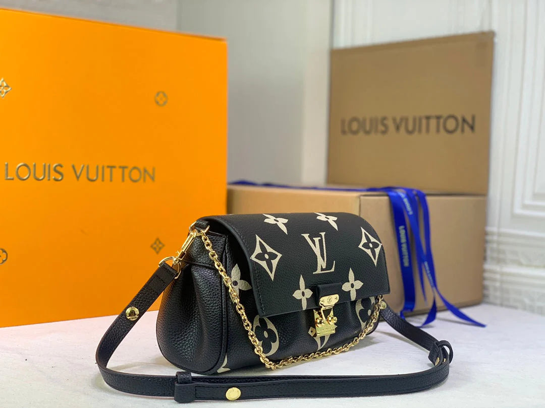 Louis Vuitton Favorite M45859 - Image 17