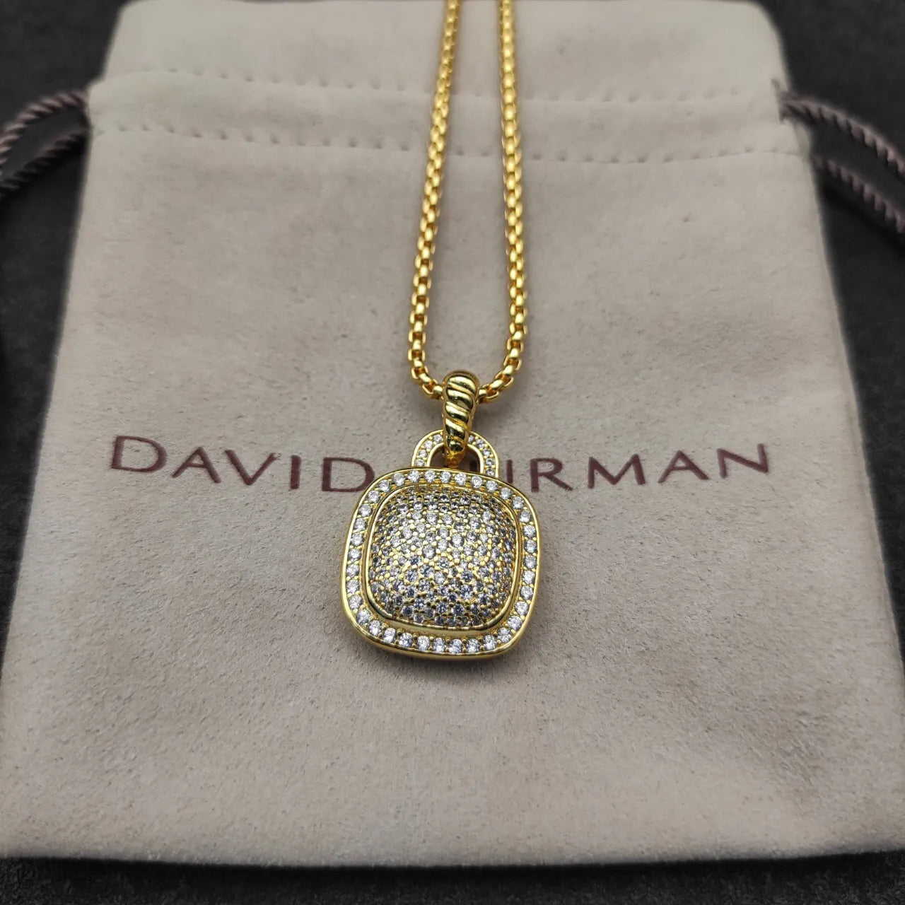 Albion® Pendant in 18K Yellow Gold with Pave Diamonds,18mm