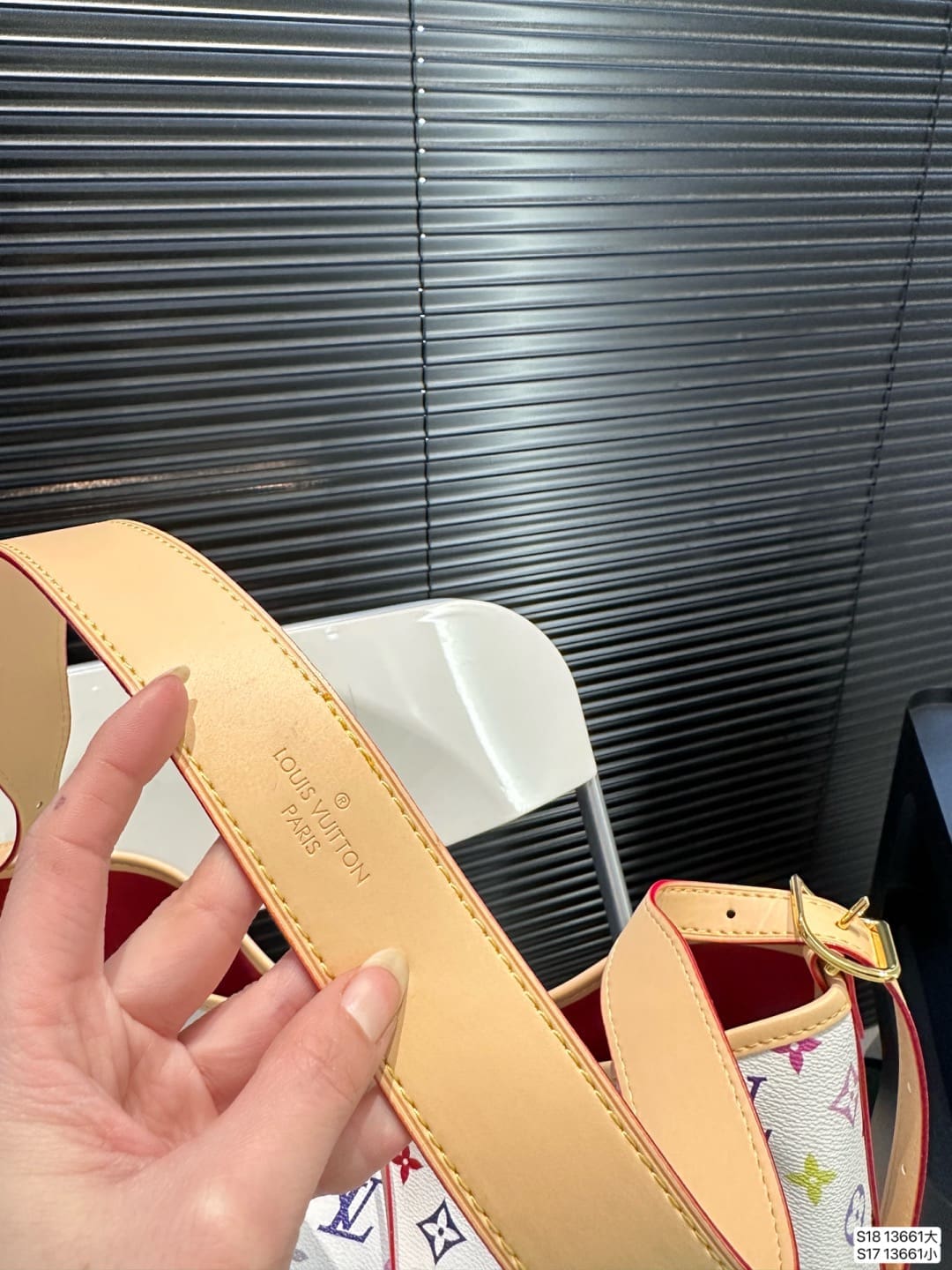 Louis Vuitton Carryall PM M13661 - Image 14