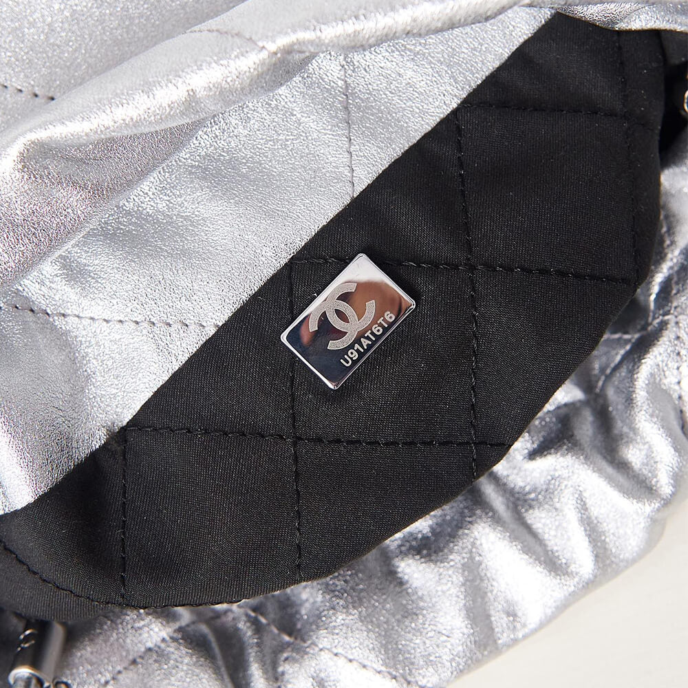 CHANEL 22 MINI HANDBAG AS3980 - Image 17