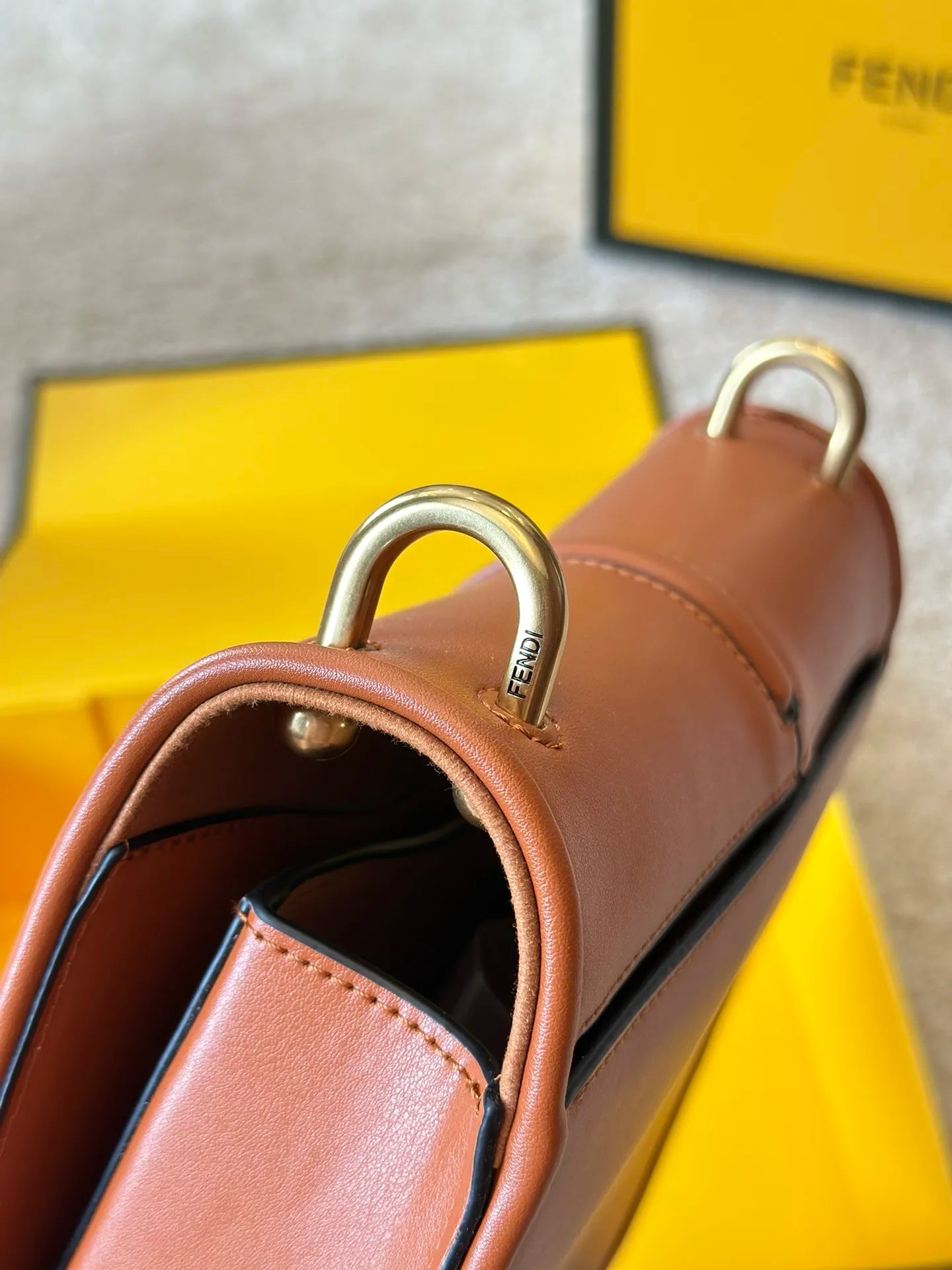 C��mon Nano - White - Image 4