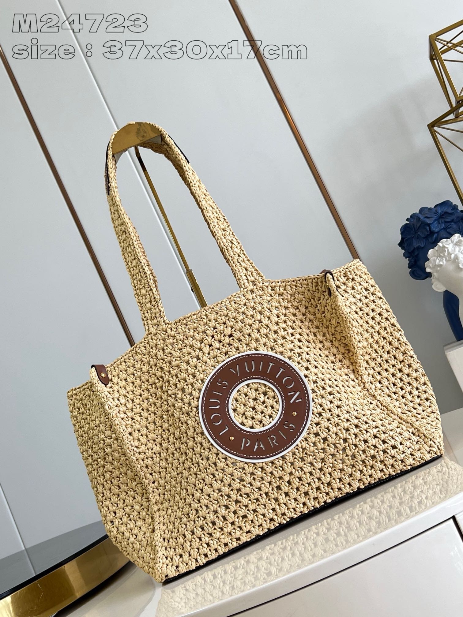 Louis Vuitton M24723 OnTheGo MM - Image 5