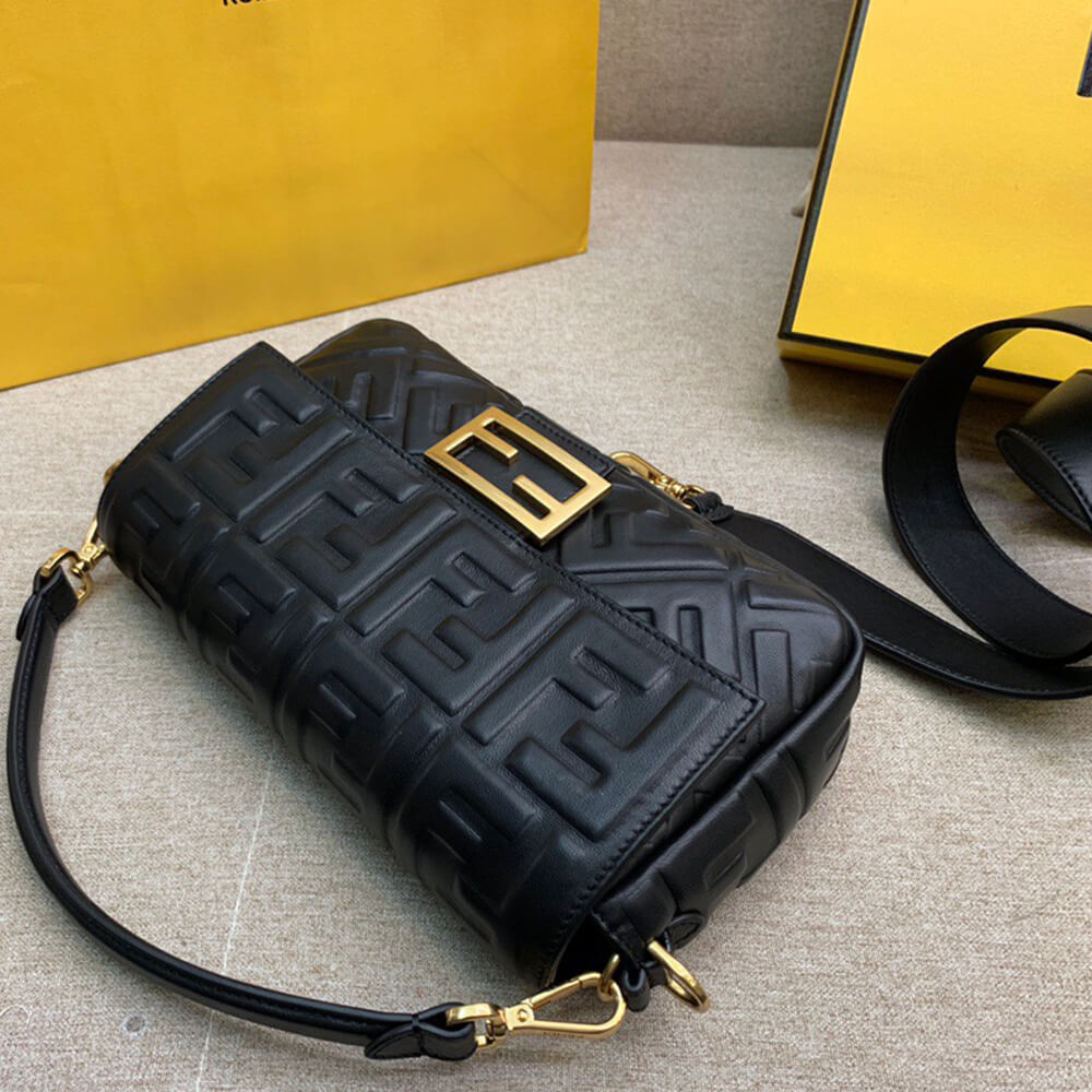 Fendi Baguette - Image 13