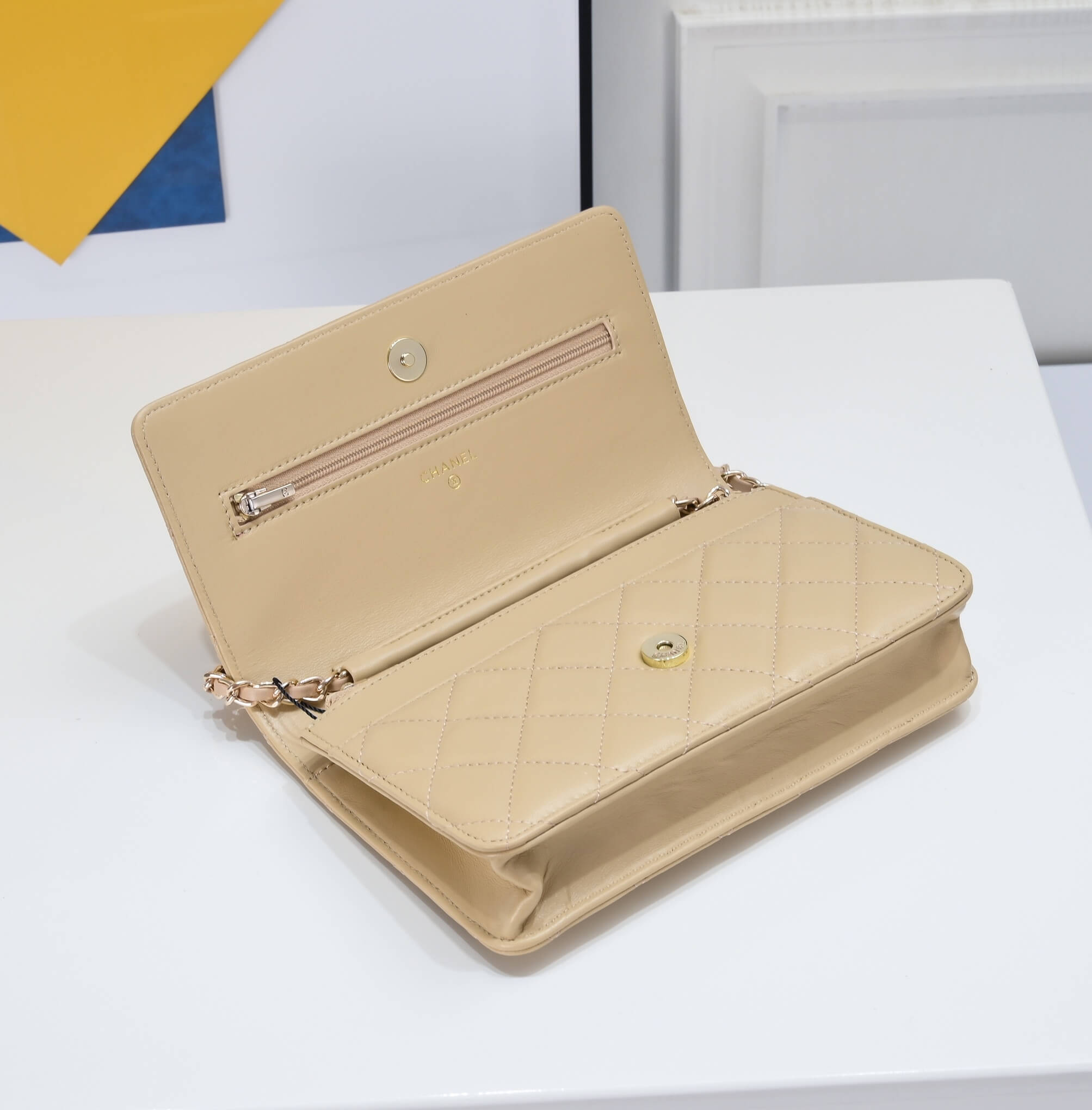 Chanel classic chain wallet - Image 12