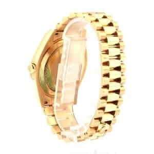 rolex-day-date-roman-dial-left-replica