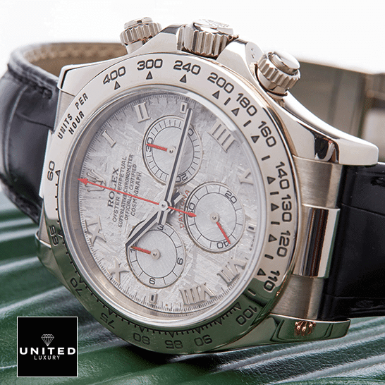 Rolex Daytona 116519 "White Roman Dial" First-Class Clone rolex daytona116519 replica tiltedleft Rolex Daytona 116519 White Romen Numerial Dial Replica on the Green Rolex Box