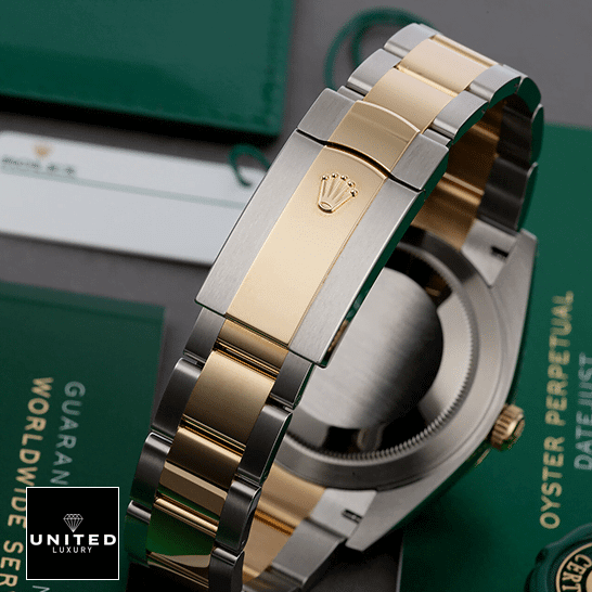 Rolex Datejust II Oyster Bracelet clap on the emblem