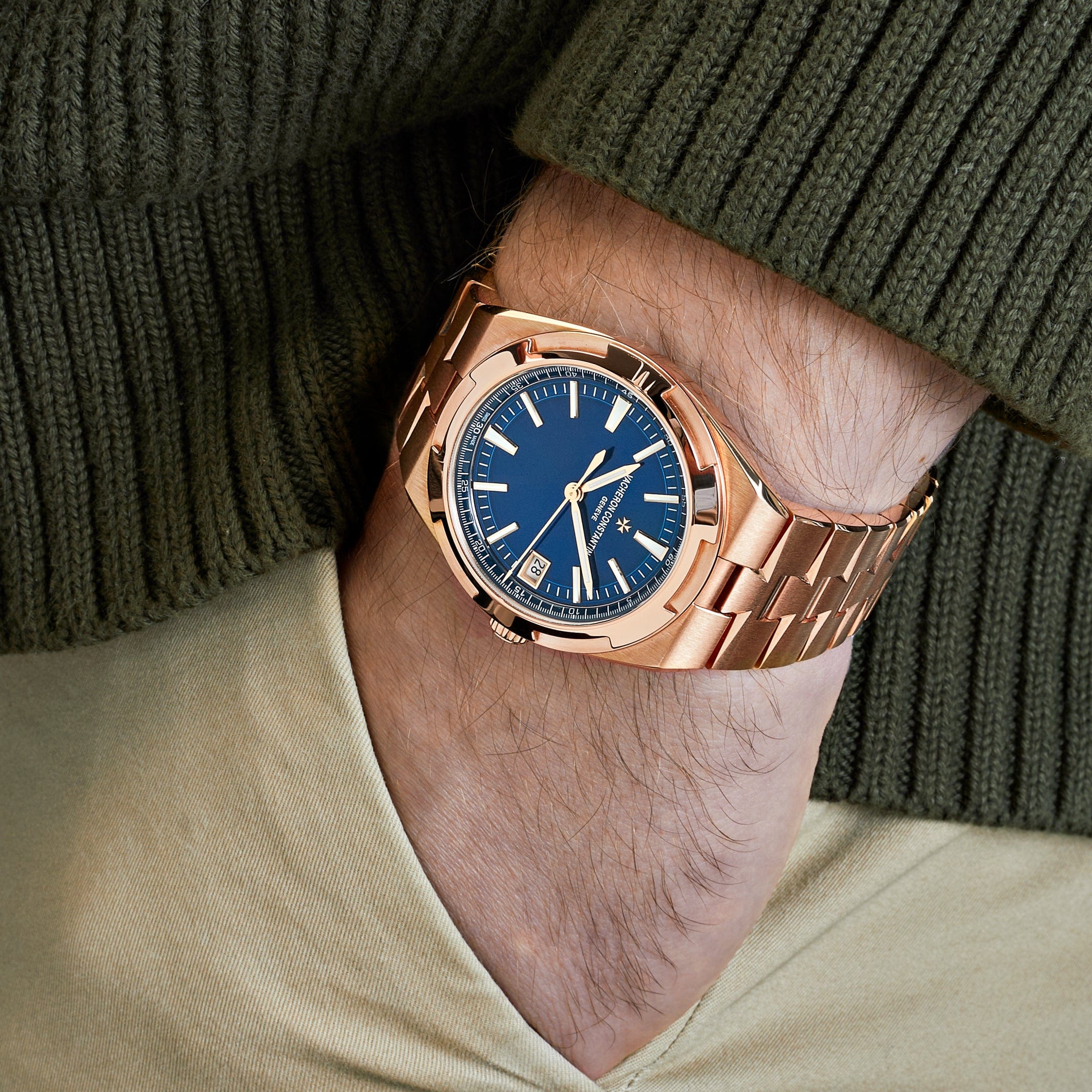 Vacheron Constantin Overseas 4500V/110R-B705 Self-Winding Rose Gold - Image 2