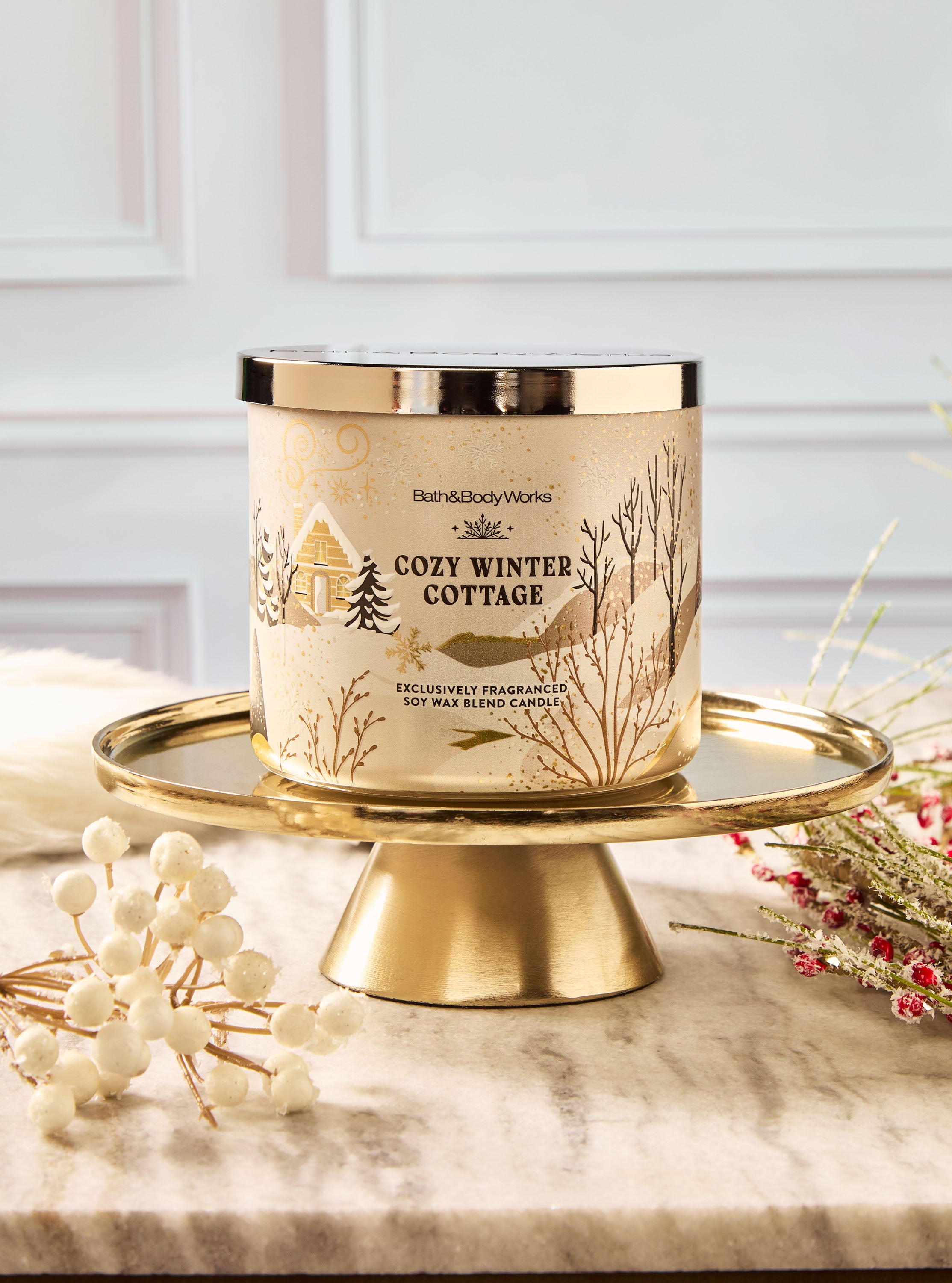 Cozy Winter Cottage - Image 6