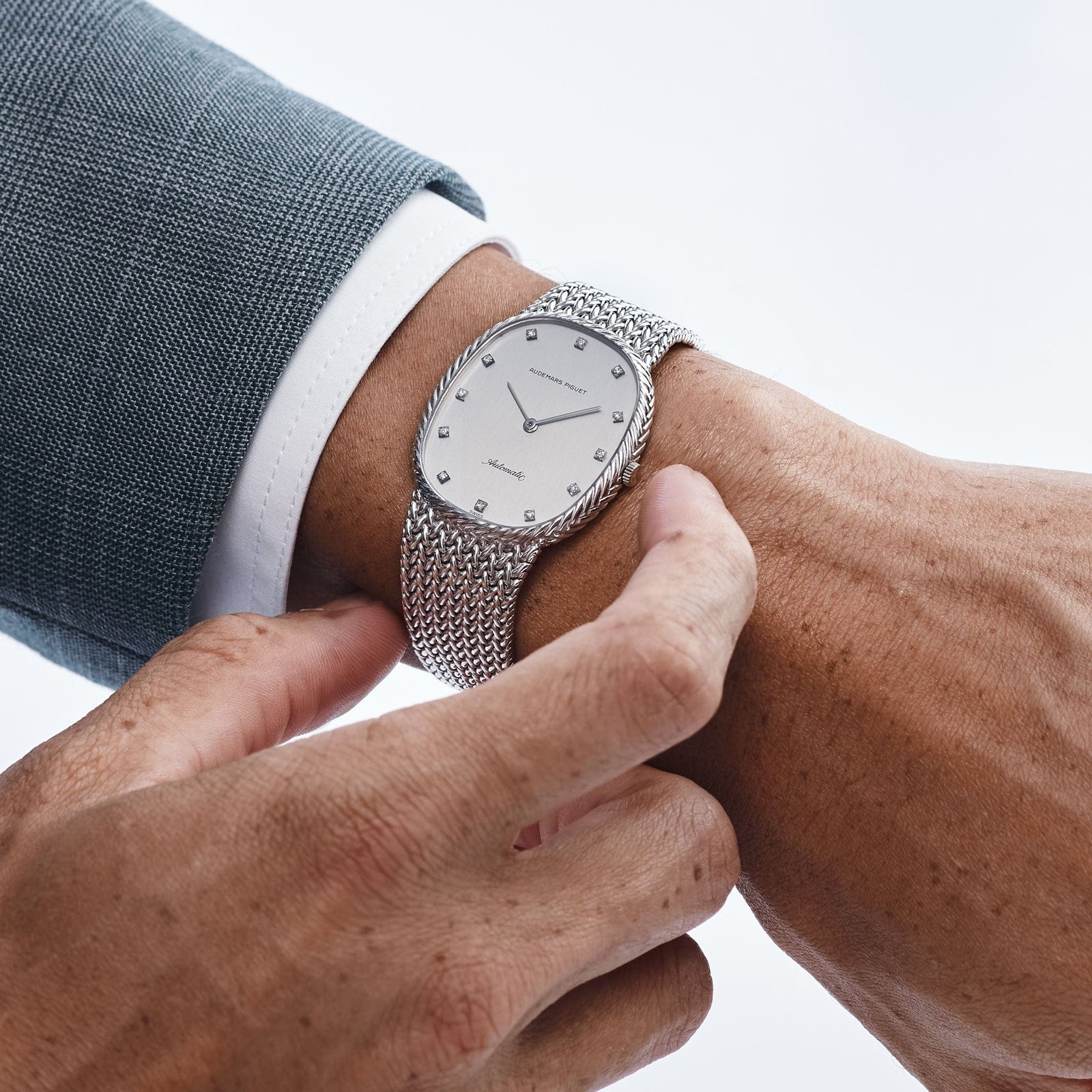 Audemars Piguet Jumbo Ellipse White Gold Silver Diamond Dial Automatic - Image 4