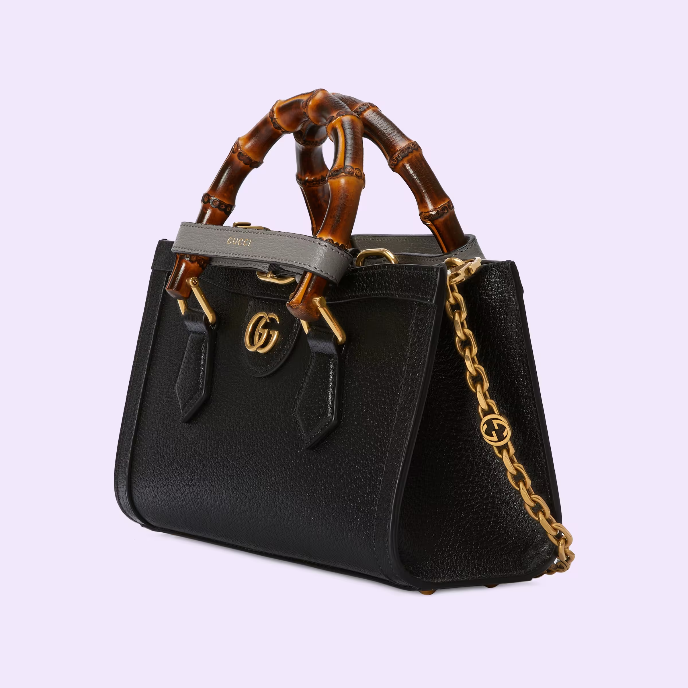 7b32ae104c5b257a6b4ddfb5cf300140f549f908f33cf142767c7e439c187b98.png Diana small shoulder bag